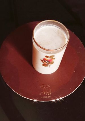 A picture of Oats Dryfruits Smoothie.