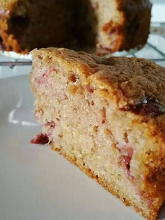 A picture of Strawberry banana bread.