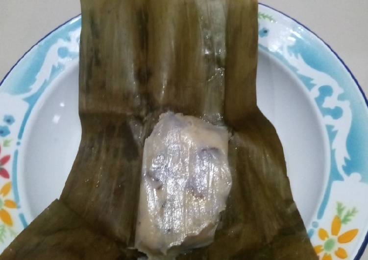 Lepet pisang kepok