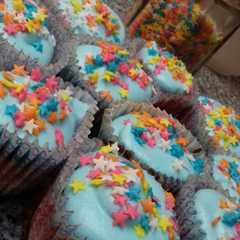A picture of Cupcakes con toda la onda.