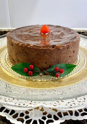 Una foto de Pastel relleno con crema pastelera de chocolate (versión sin gluten de “Bavette- Gastronomía”)