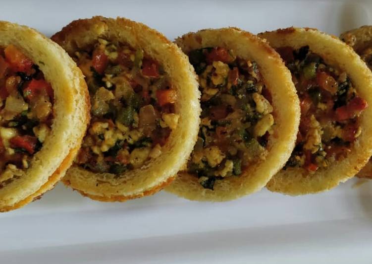 Recipe of Award-winning Chessy veg discs | Quick Recipe For Collage Students