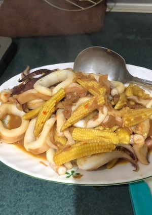 玉米筍炒中卷 的食譜成品照片