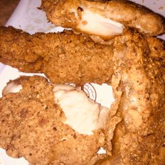 A picture of KFC chicken 🍗.