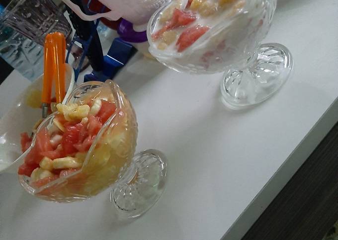 How to Prepare Homemade Fruits salad