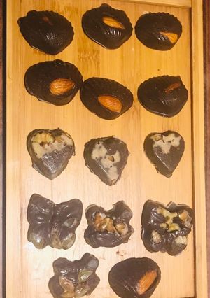 A picture of Assorted dryfruits chocolates.