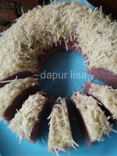 Foto resep Bolu ubi ungu kukus versi ekonomis ala dapur lisa