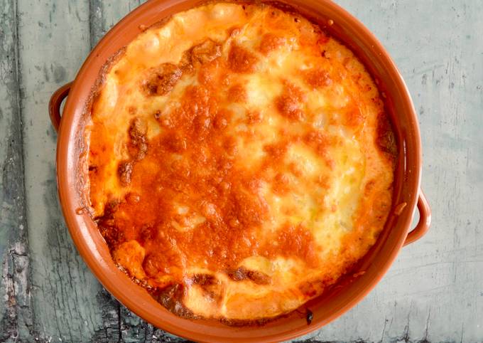 Tomato and Pulled Pork Potato Bake