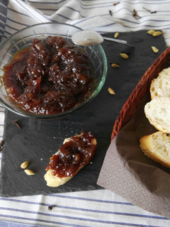 Una foto de Chutney de mango y melocotón