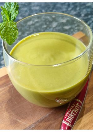 Une photo de Velouté petits pois et menthe
