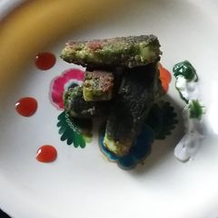 A picture of Spinch chutney paneer fingers.