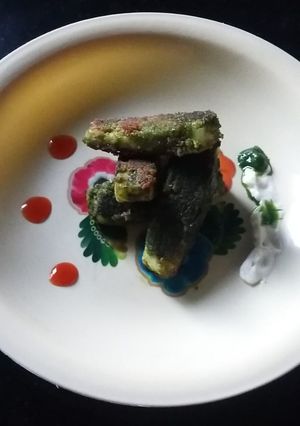 A picture of Spinch chutney paneer fingers.