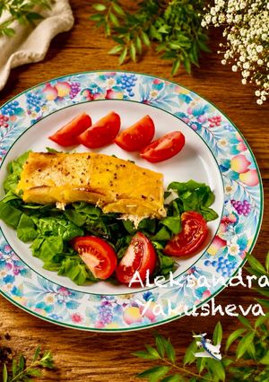 A picture of Salmon in Honey Glaze with Lemon.