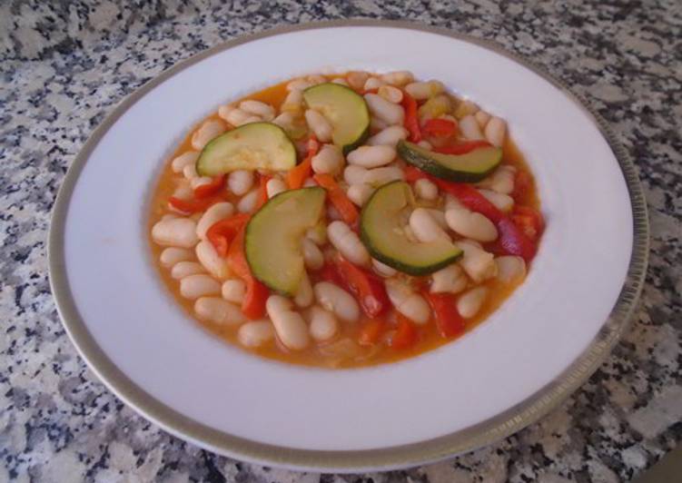 Alubias blancas con verduras