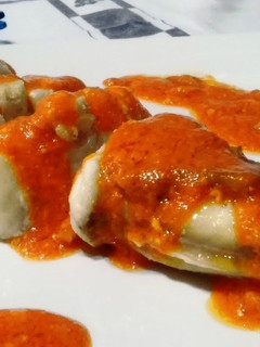 Una foto de Rape con salsa de piquillos