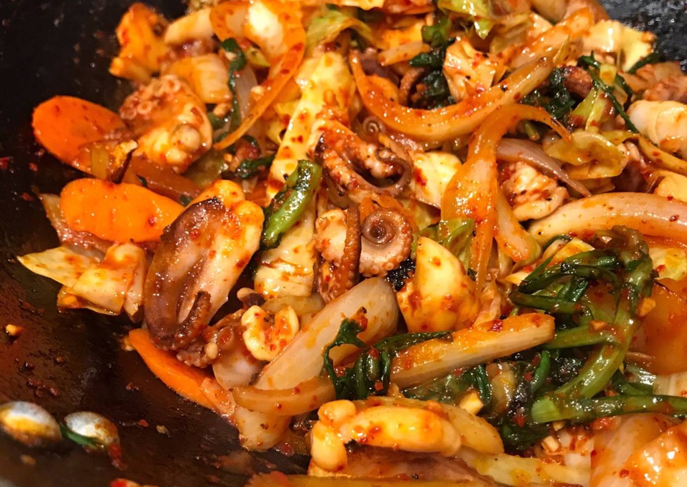 Nakji Bokkeum (Korean Spicy Octopus Stirfry)