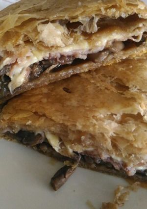 Foto di Calzone di pasta sfoglia integrale