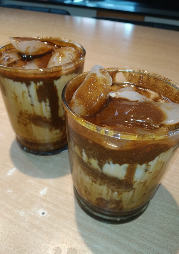 Una foto de Dalgona Moccha Coffee