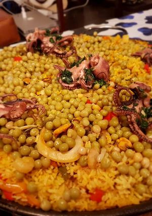 Una foto de Paella valenciana