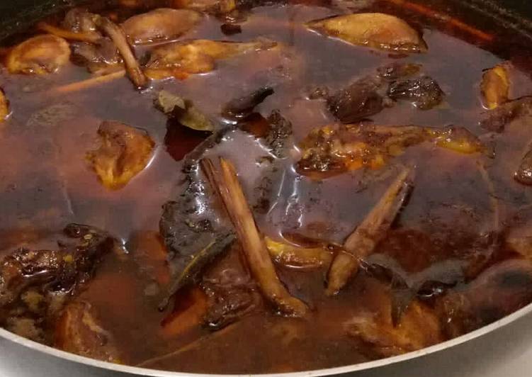 Semur Ayam Telur & Kentang