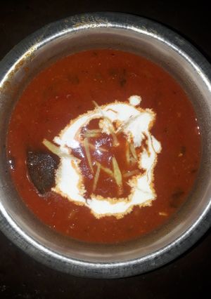 A picture of Dhaba style rajma.