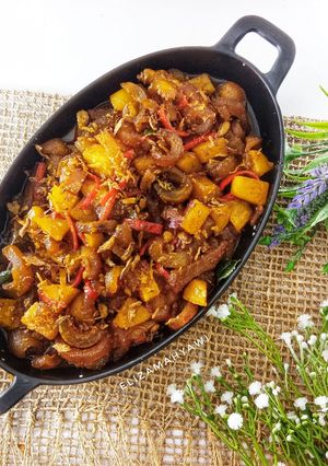 Foto resep Oseng mercon Kikil kentang