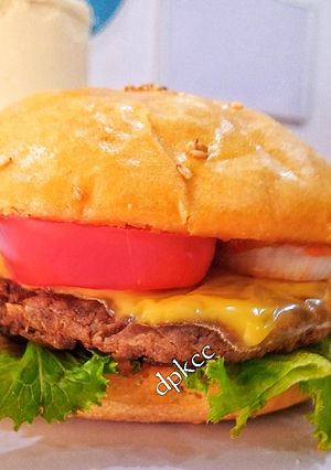 A picture of Juicy Hamburger.