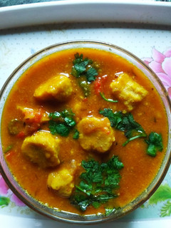 गट्टे की सब्जी (Gatte ki sabzi recipe in Hindi) रेसिपी मुख्य फोटो