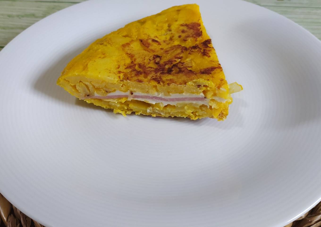 Tortilla española rellena