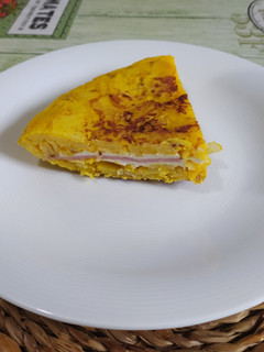 Una foto de Tortilla española rellena