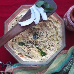 Coconut Chutney (with split gram) A picture of Coconut Chutney (with split gram).