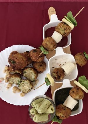 A picture of Cheese Spinach Bombs.
