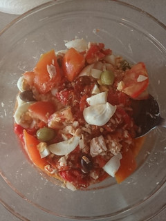 Una foto de Ensalada de pimientos rojos asados 🌶 🥗