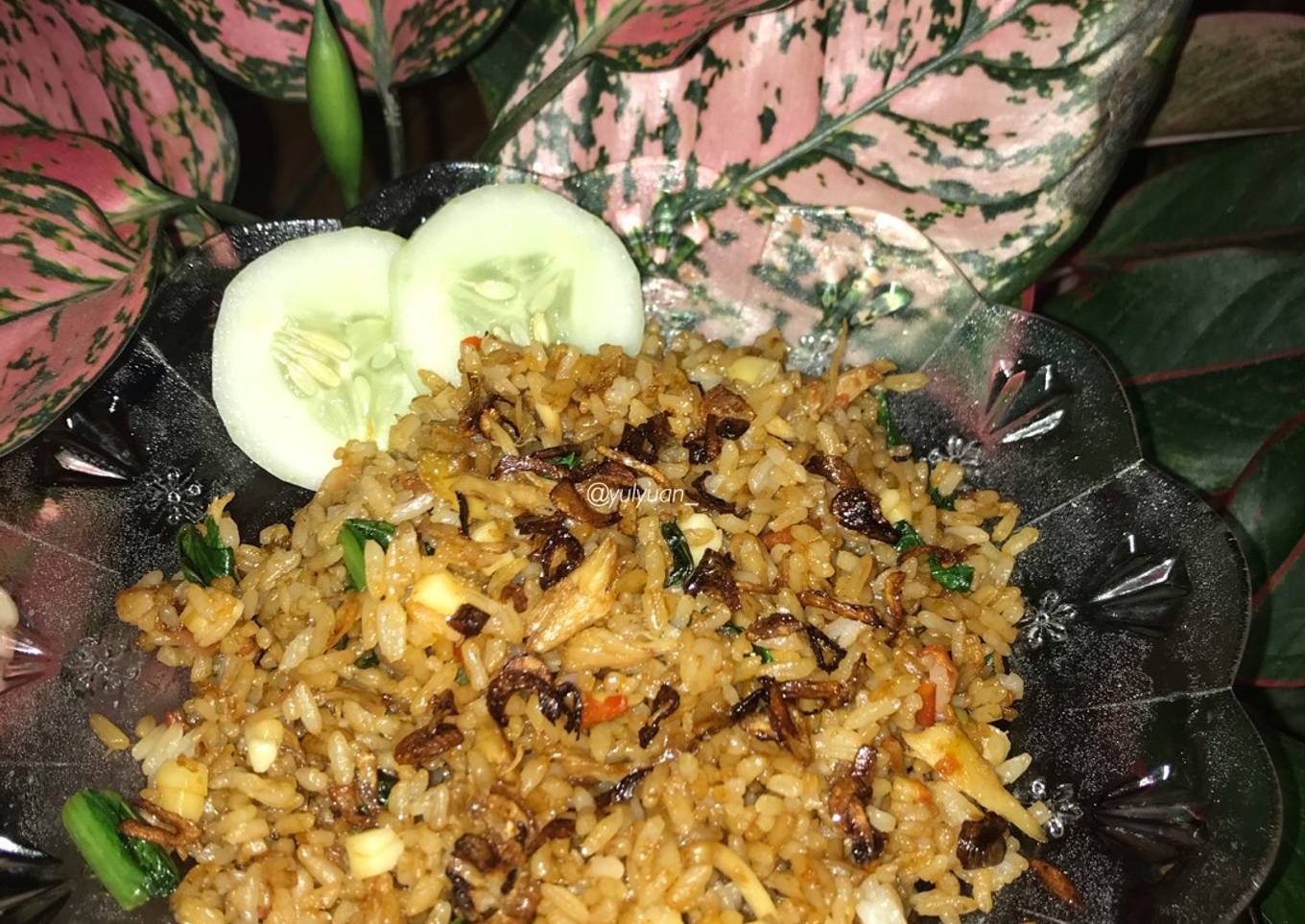 Nasi goreng dengan ayam dan keju