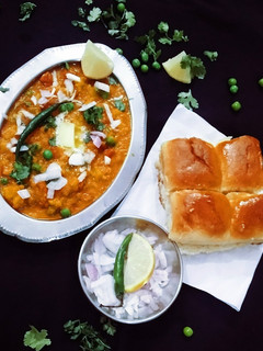 A picture of Restaurant style Pav Bhaji.