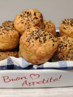 Chiamaggal szórt "sajtos" pogácsa (Glutén- és tejmentes) recept fotója