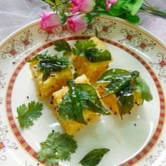 A picture of Dhokla.