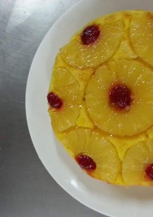 A picture of Pineapple upside-down cake.