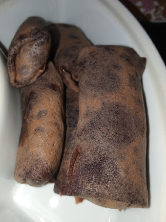 Bagaimana Menyiapkan Dadar gulung coklat pisang Untuk Jualan
