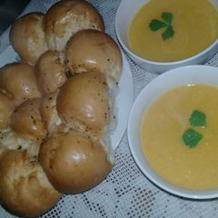 A picture of Butternut Soup.