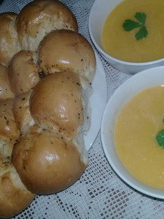 A picture of Butternut Soup.