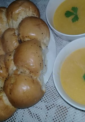 A picture of Butternut Soup.