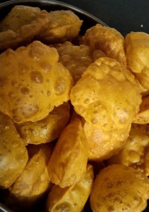 મસાલા પૂરી (Masala Puri Recipe In Gujarati) રેસીપી મુખ્ય ફોટો