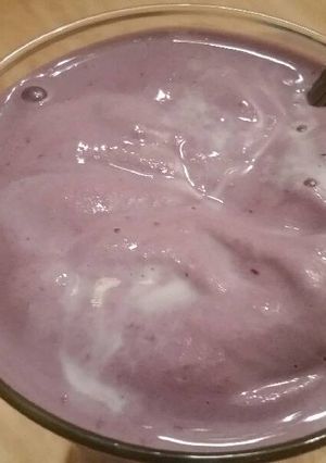 A picture of Member-berry Milkshake.
