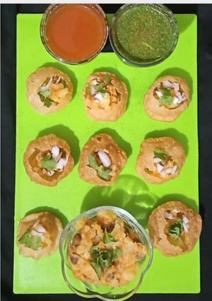પાણીપુરી (panipuri recipe in Gujarati) રેસીપી મુખ્ય ફોટો
