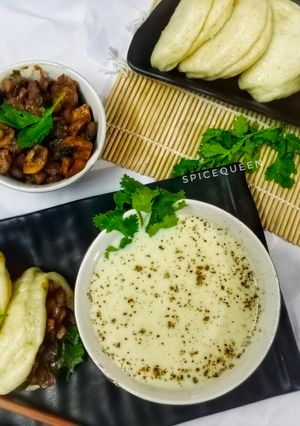 A picture of Cream of Cauliflower Soup.