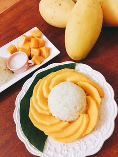 Hình của món Xôi xoài.