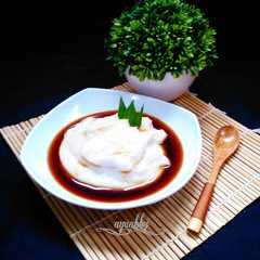 A picture of Bubur Sumsum.