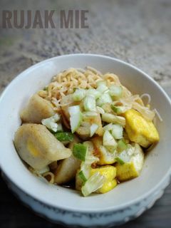 Foto resep Rujak Mie