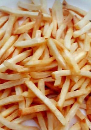 A picture of French fries.